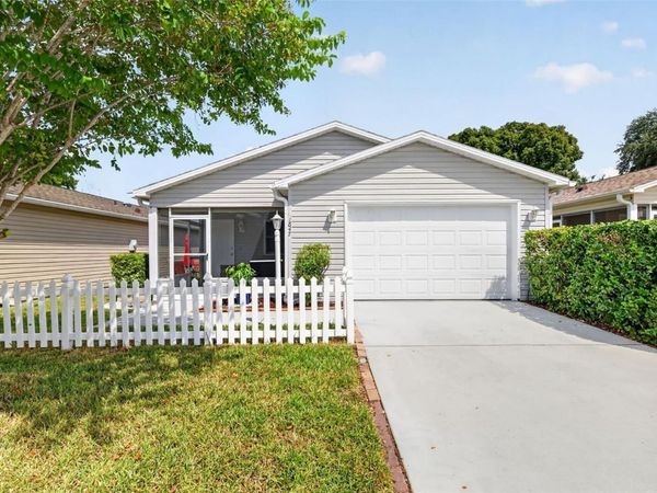 1647 DURAN DRIVE , THE VILLAGES, FL 32162