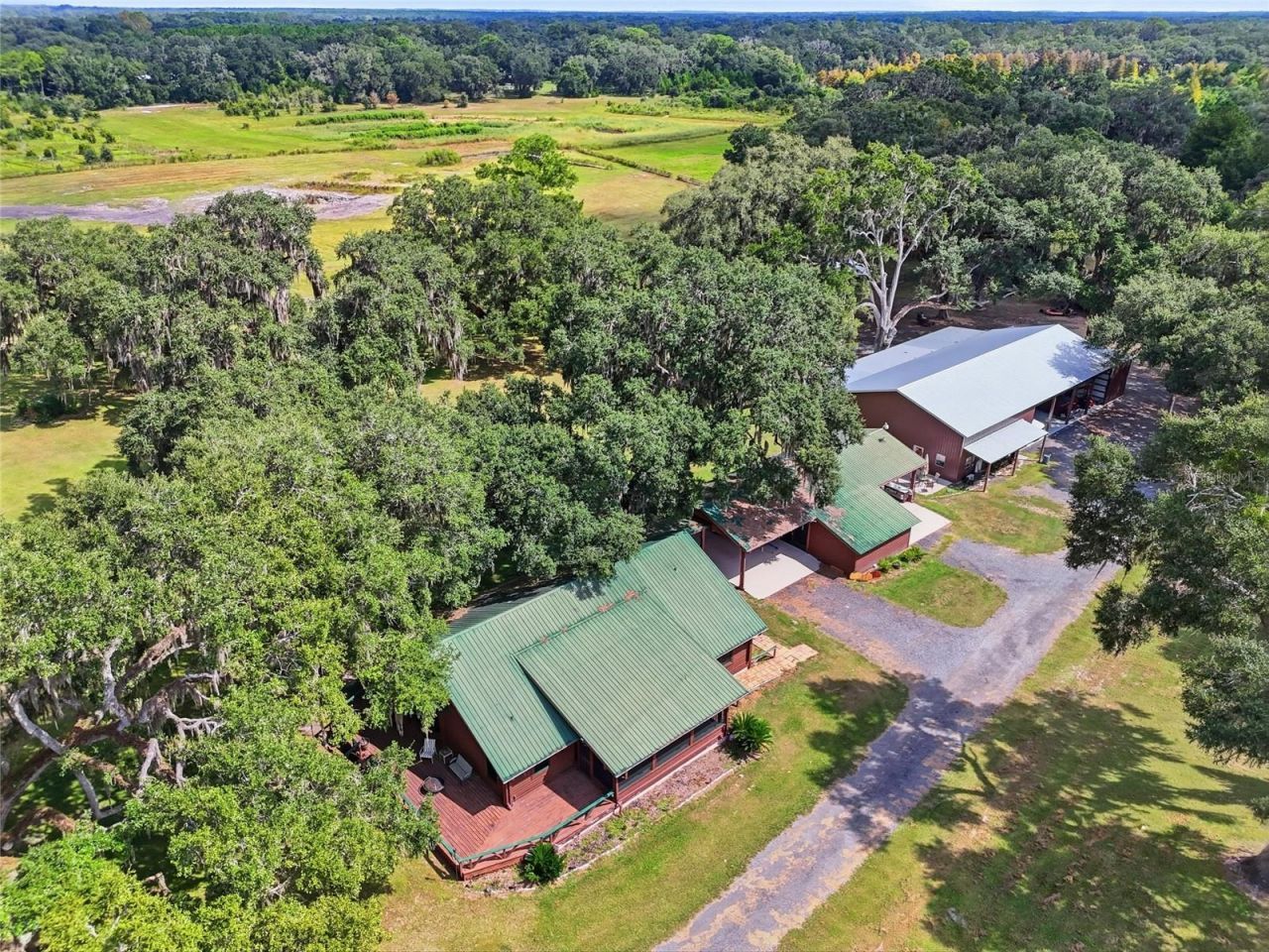 18731 SE 30th Street, Morriston, FL 32668 Photo