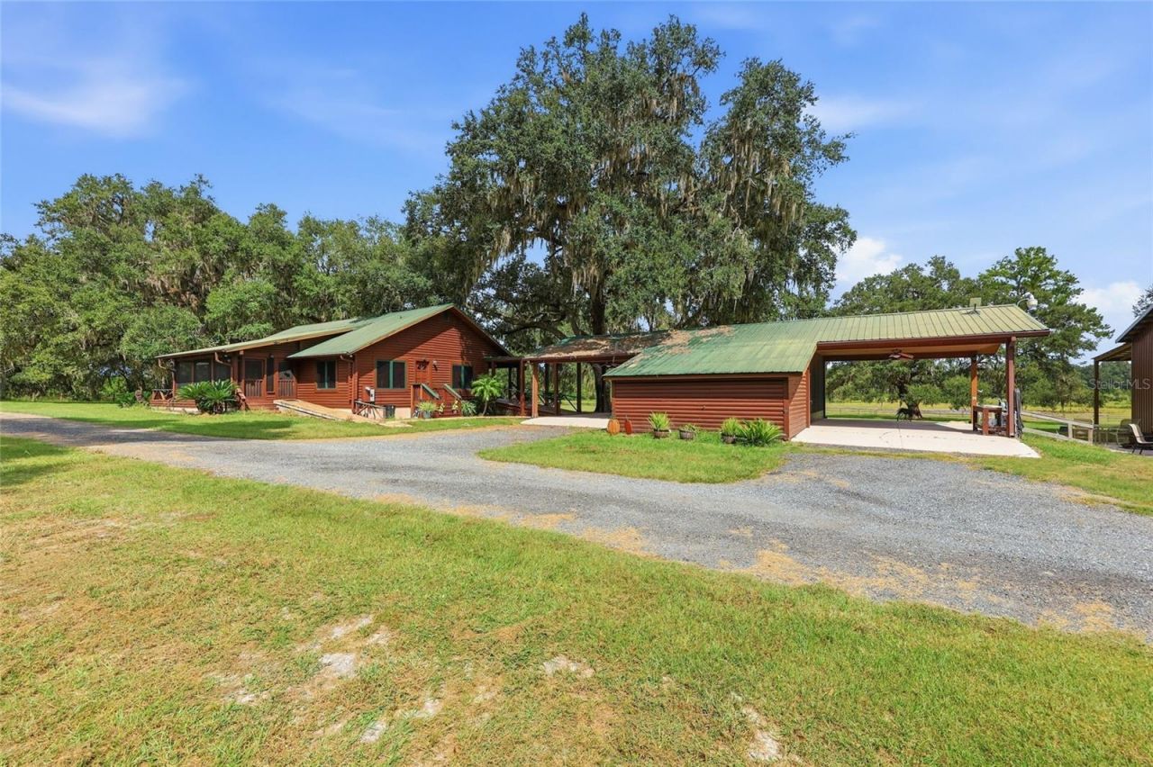 18731 SE 30th Street, Morriston, FL 32668 Photo