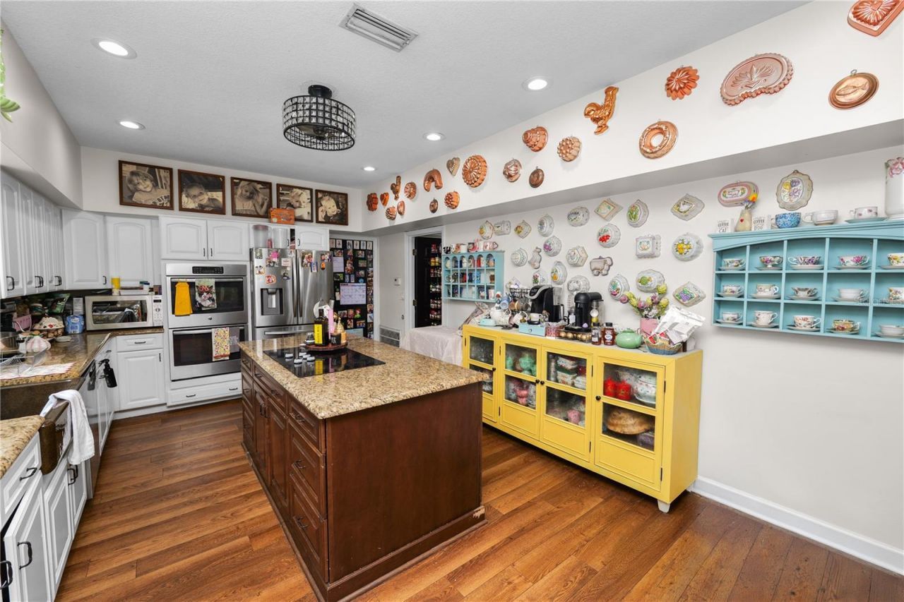 1976 Vista View Drive, Lakeland, FL 33813 Photo