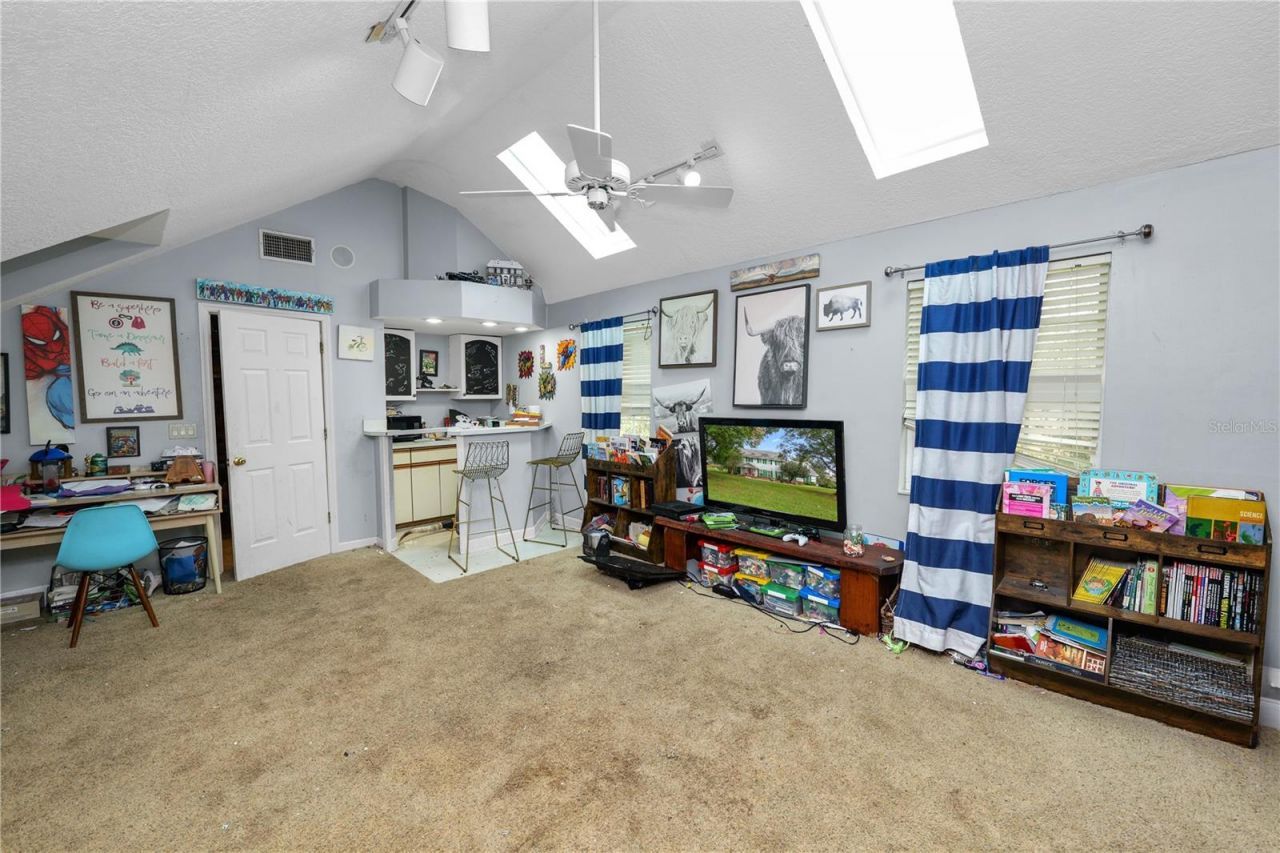 1976 Vista View Drive, Lakeland, FL 33813 Photo