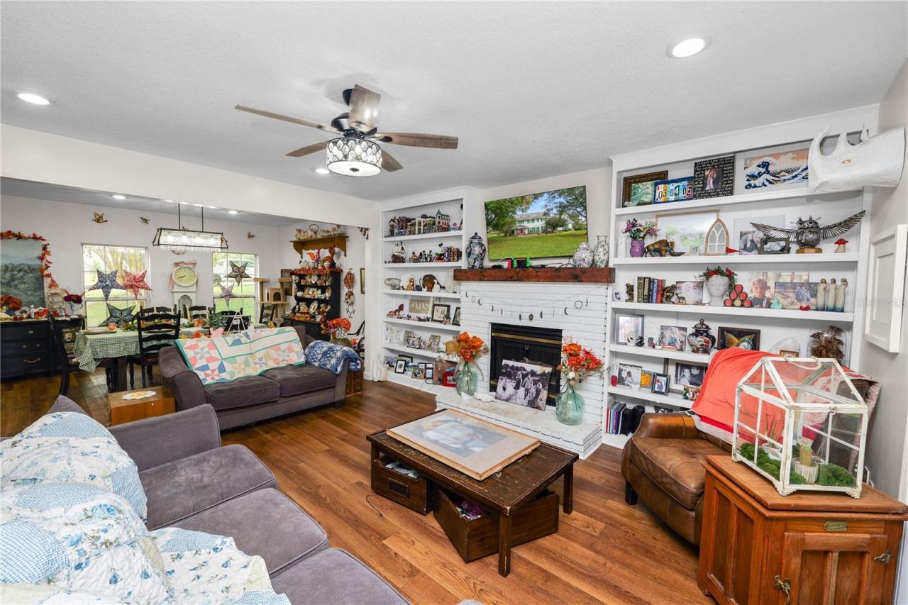1976 Vista View Drive, Lakeland, FL 33813 Photo