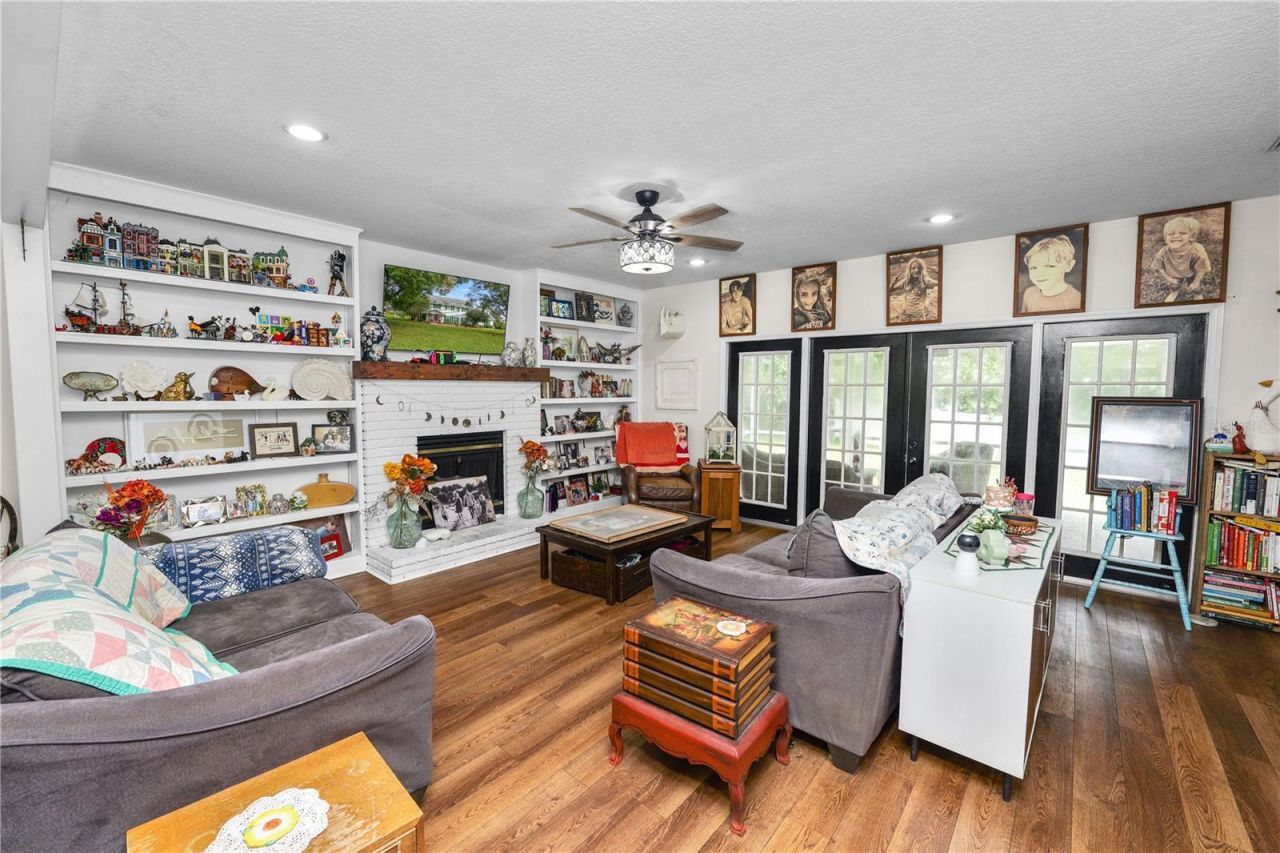 1976 Vista View Drive, Lakeland, FL 33813 Photo