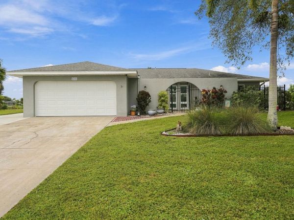 2331 SANDLEWOOD DRIVE , VENICE, FL 34293