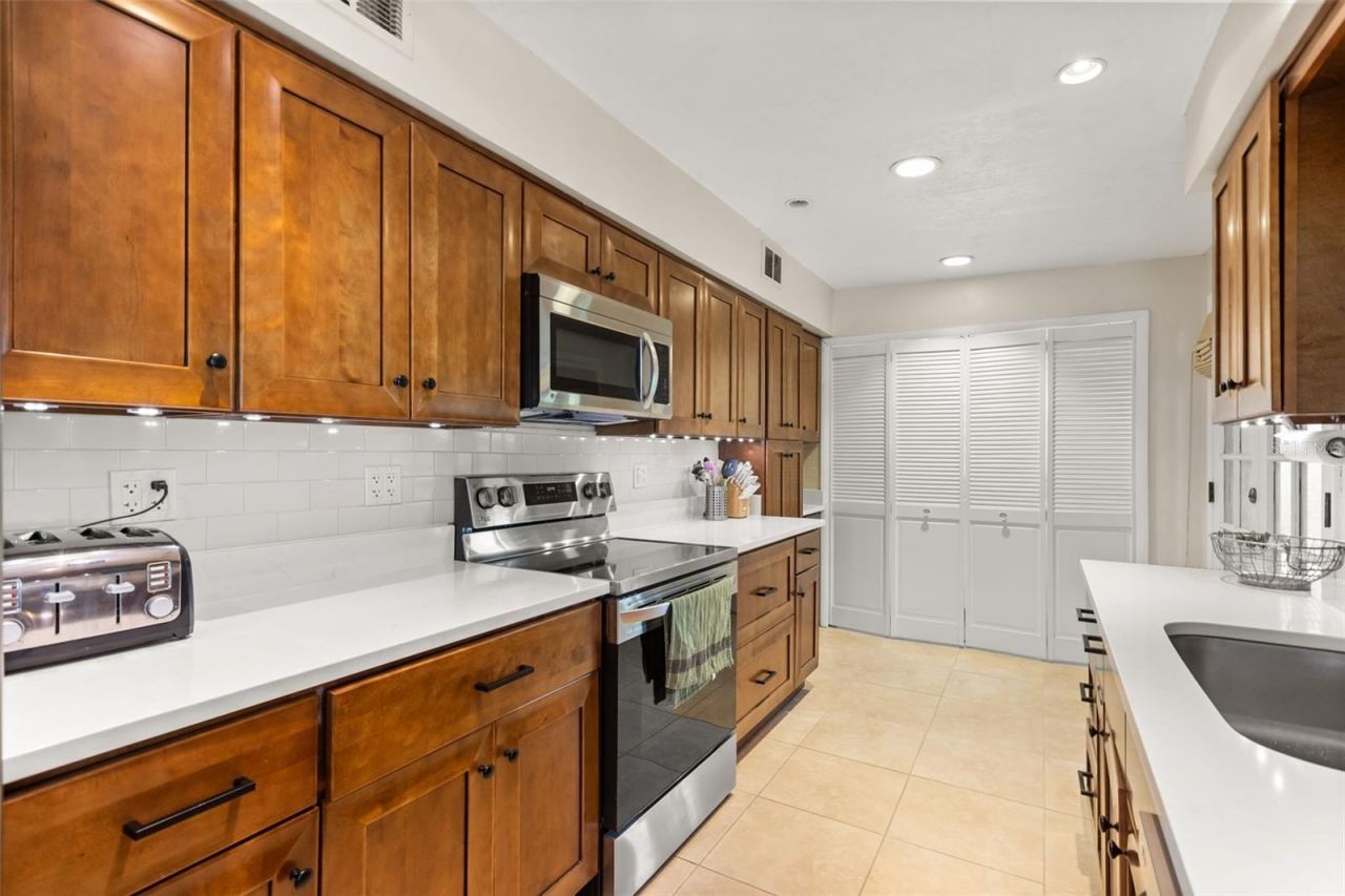 4605 Stilwell Drive , Orlando, FL 32812 Photo