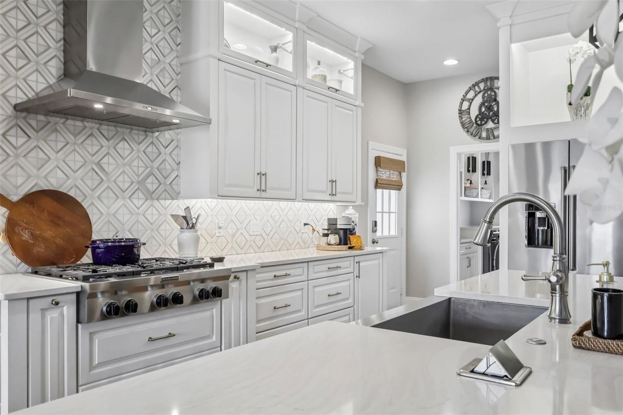 8229 Tibet Butler Drive, Windermere, FL 34786 Photo