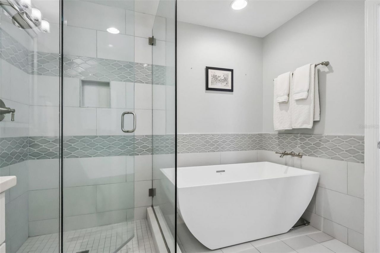 8229 Tibet Butler Drive, Windermere, FL 34786 Photo
