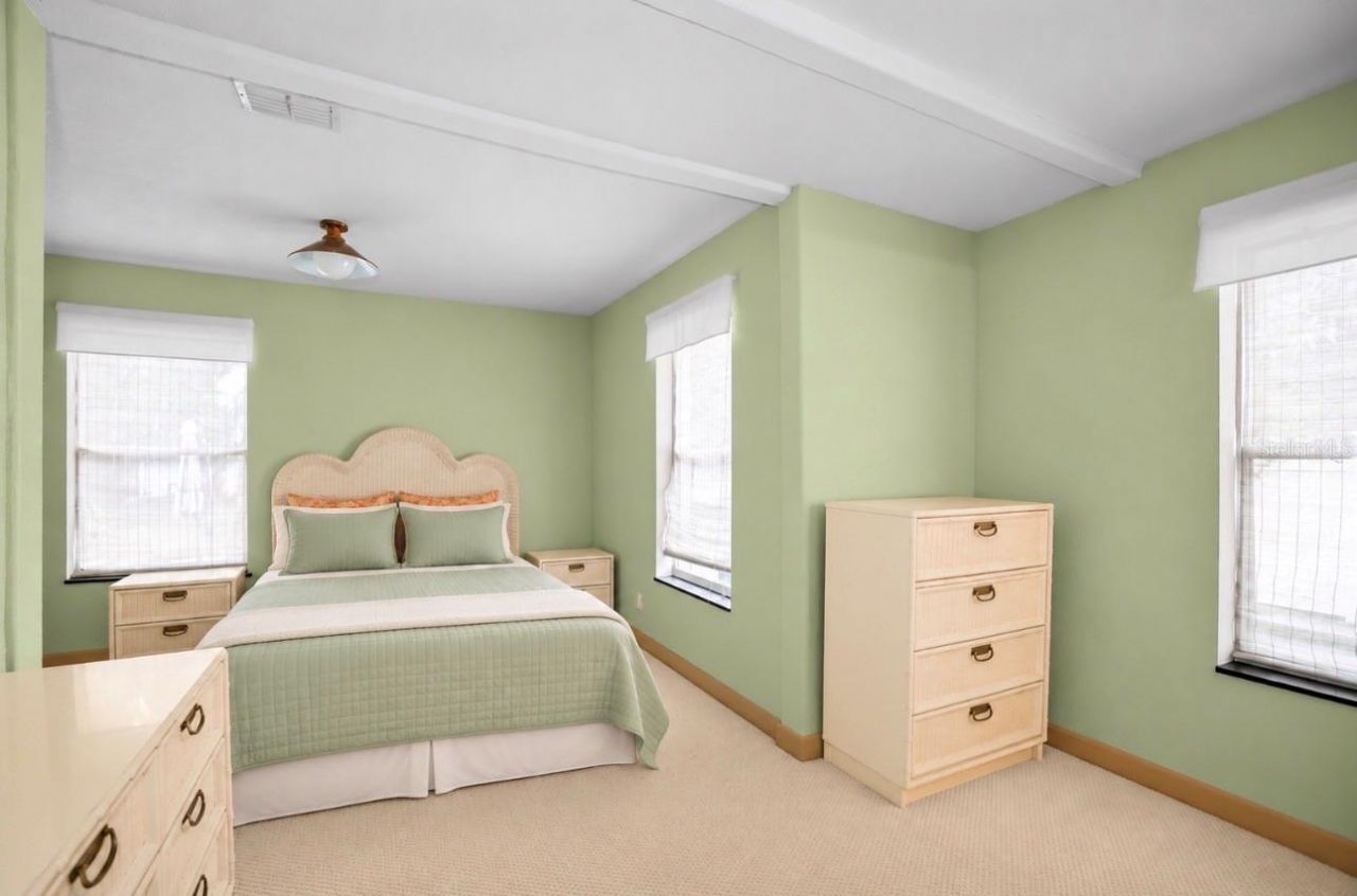 1559 Bayshore Boulevard , Dunedin, FL 34698 Photo