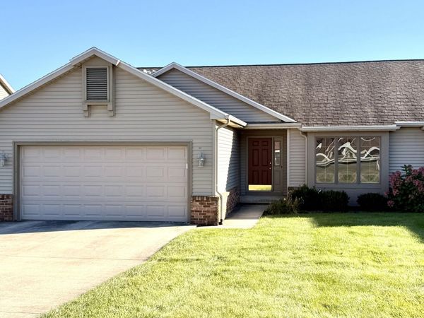 901 W Melrose Avenue, Findlay, OH 45840