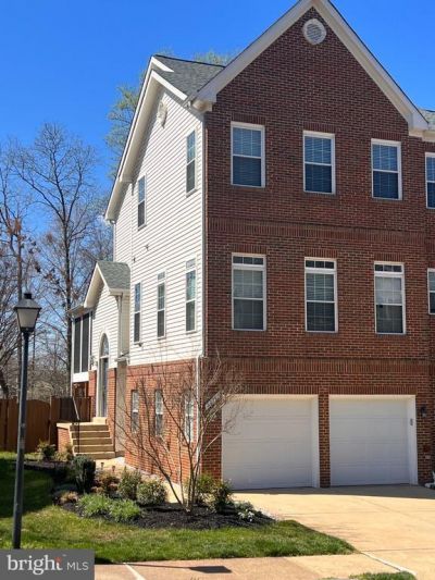 20709 Riptide Square, Sterling, VA 20165 Main Photo