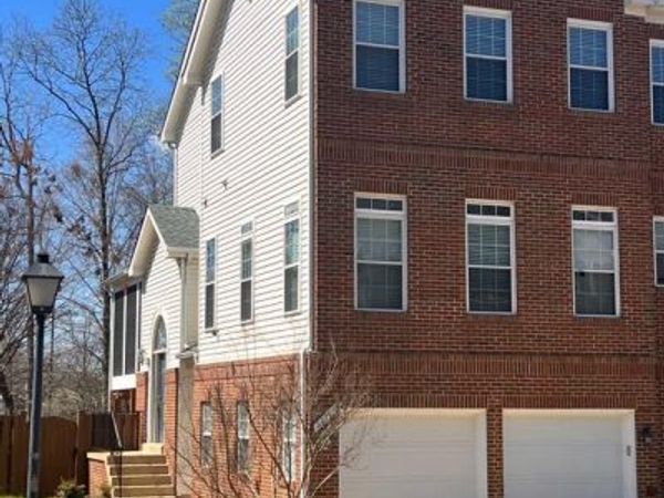 20709 RIPTIDE SQUARE, STERLING, VA 20165