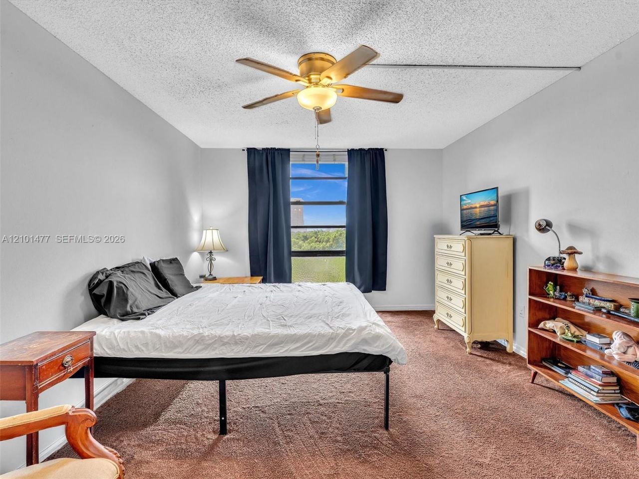 2500 NE 135th St, Unit C502, North Miami, FL 33181 Photo