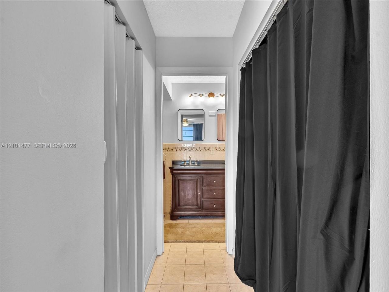 2500 NE 135th St, Unit C502, North Miami, FL 33181 Photo