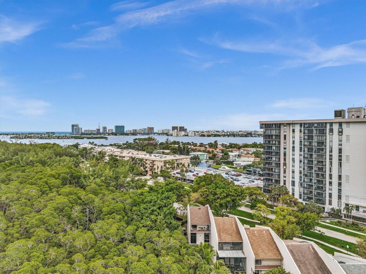 2500 NE 135th St , Unit C502, North Miami, FL 33181 Photo