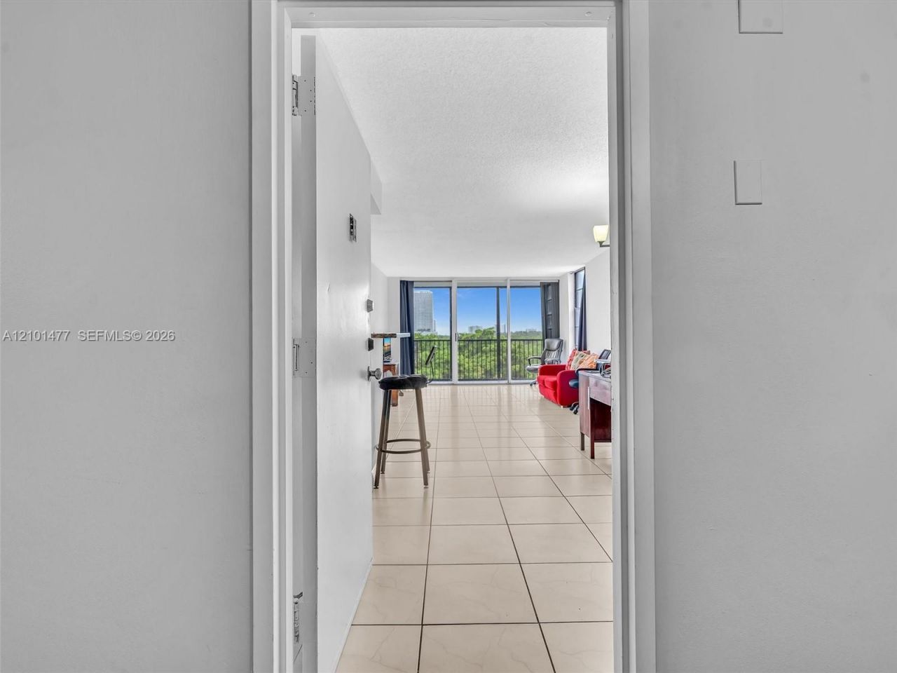 2500 NE 135th St , Unit C502, North Miami, FL 33181 Photo