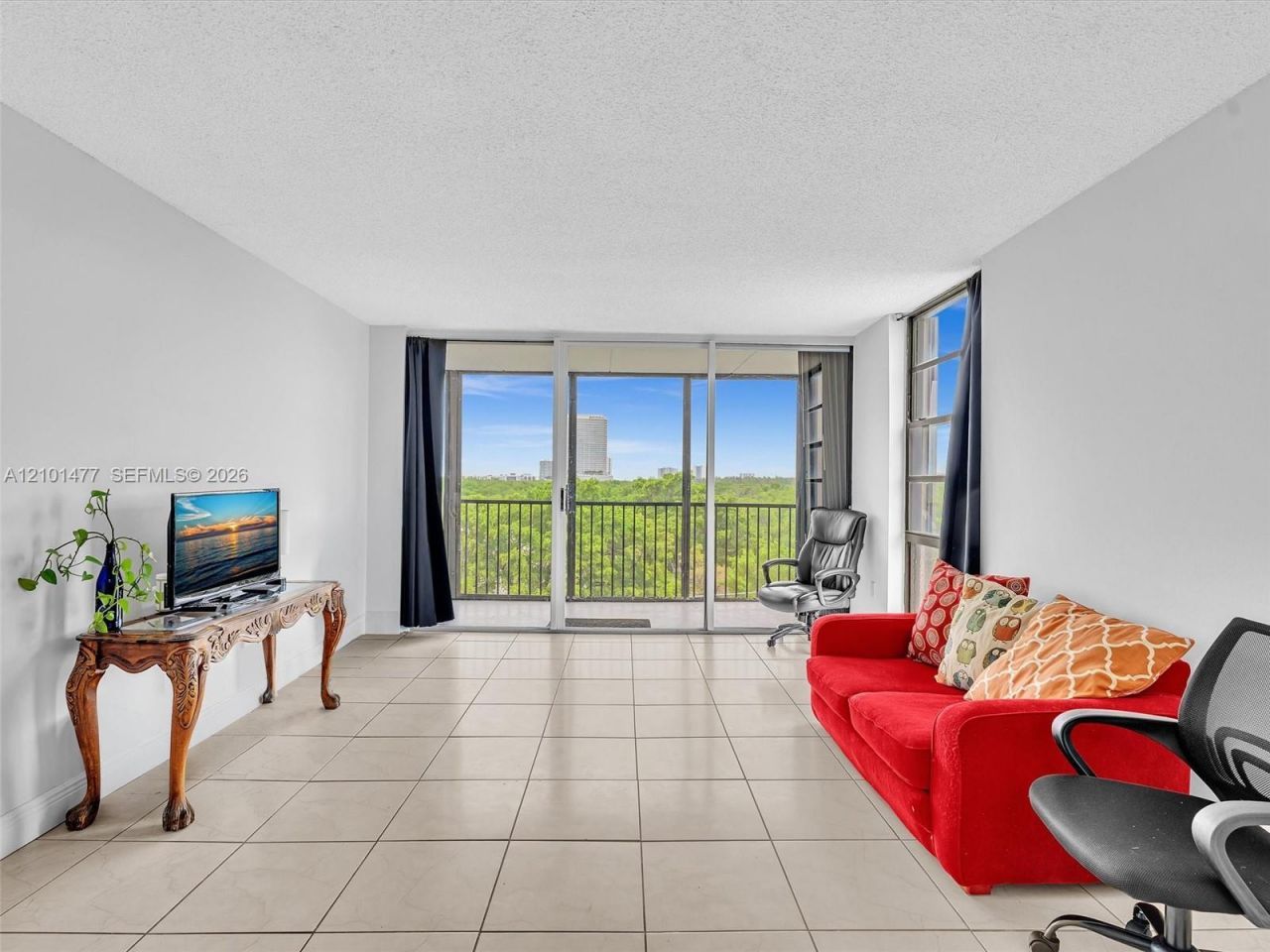 2500 NE 135th St , Unit C502, North Miami, FL 33181 Photo