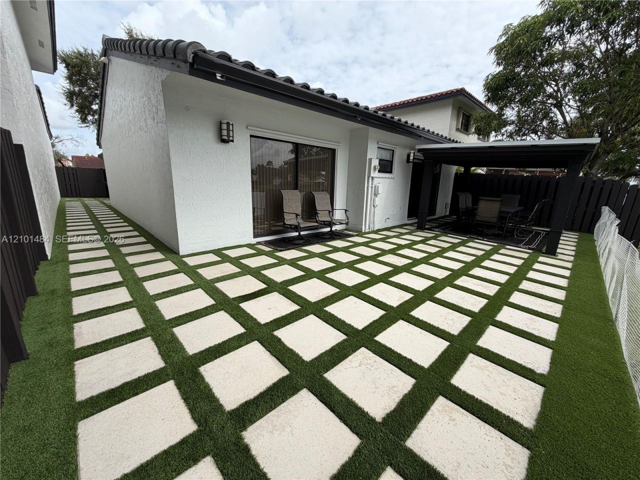 17819 NW 66th Ct Cir , Hialeah, FL 33015 Photo