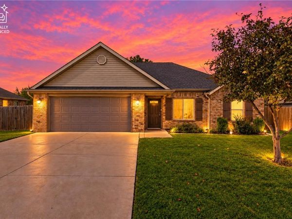 1260 Sebastian Lane , Prairie Grove, AR 72753