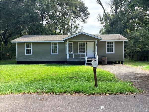 3925 Kayson Court , Mobile, AL 36605