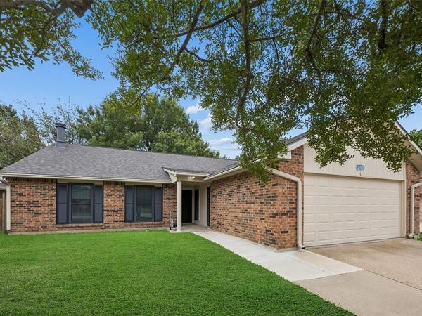 2312 Havenwood Drive, Arlington, TX 76018