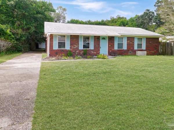 421 Seamarge Ln, Pensacola, FL 32507