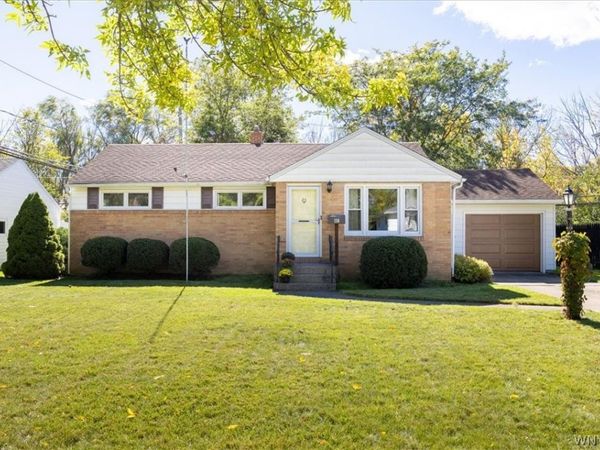 158 Park Forest Drive, Amherst, NY 14221