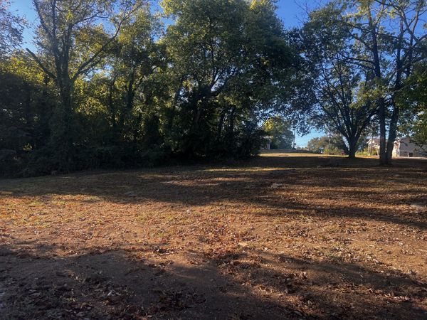1111 Graham St , Columbia, TN 38401