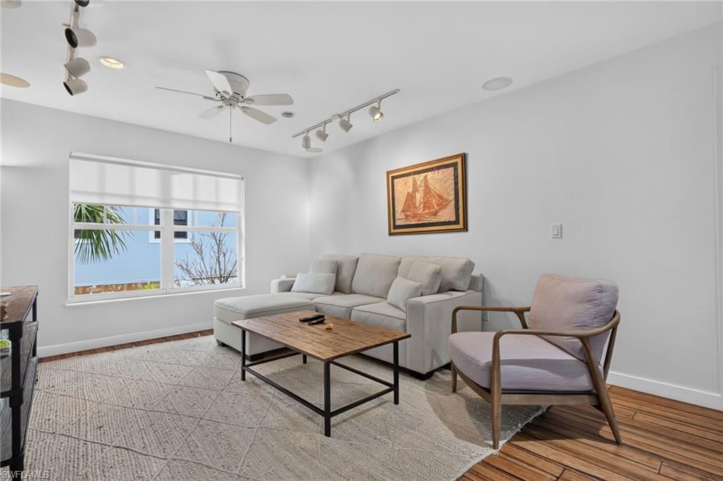 721 Cardium St, Sanibel, FL 33957 Photo