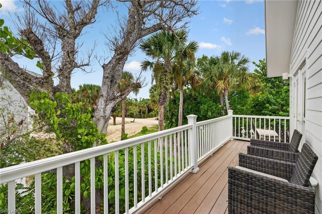 721 Cardium St , Sanibel, FL 33957 Photo