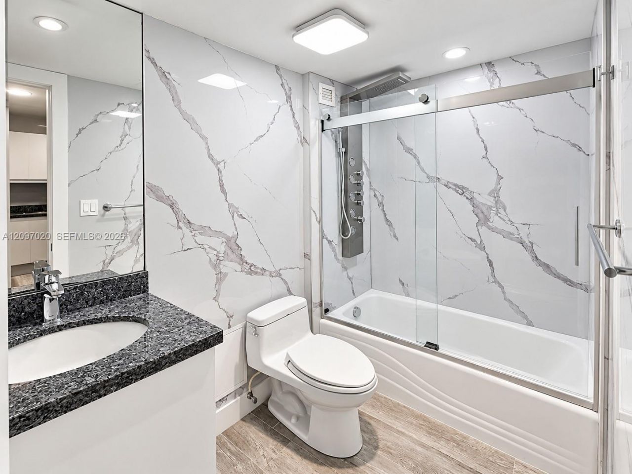 2301 Collins Ave , Unit 742, Miami Beach, FL 33139 Photo