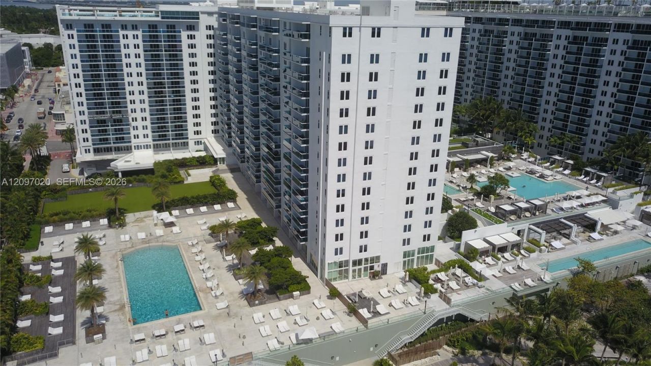 2301 Collins Ave , Unit 742, Miami Beach, FL 33139 Photo
