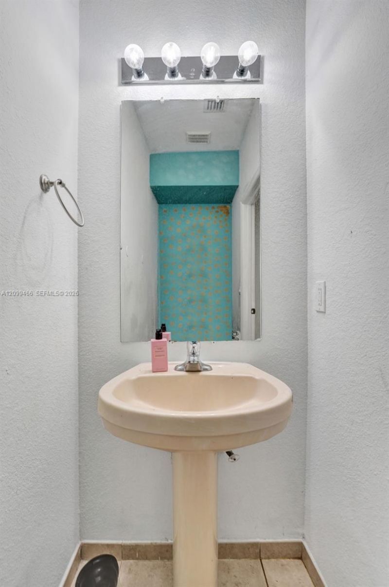 1309 Lucaya Dr, Riviera Beach, FL 33404 Photo