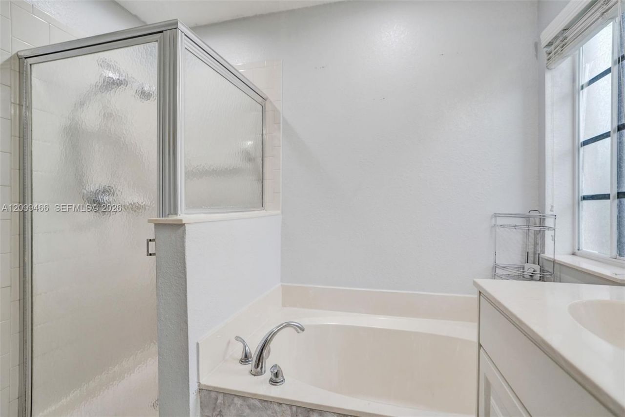 1309 Lucaya Dr, Riviera Beach, FL 33404 Photo