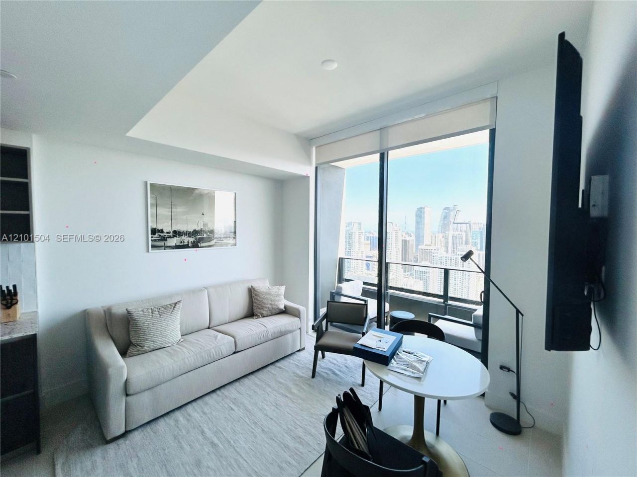 601 NE 1st Ave , Unit LPH 4814, Miami, FL 33132 Photo