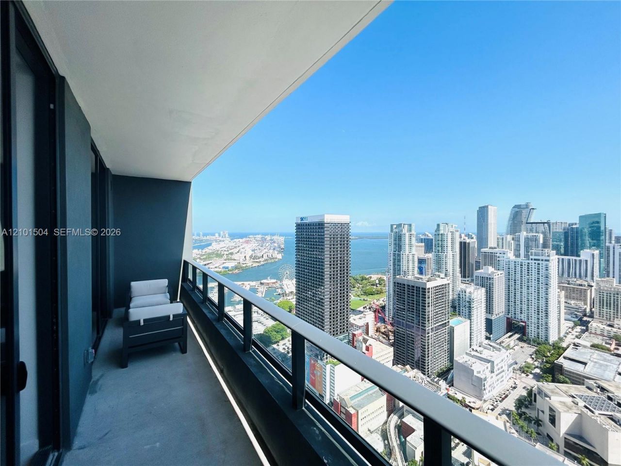 601 NE 1st Ave , Unit LPH 4814, Miami, FL 33132 Photo