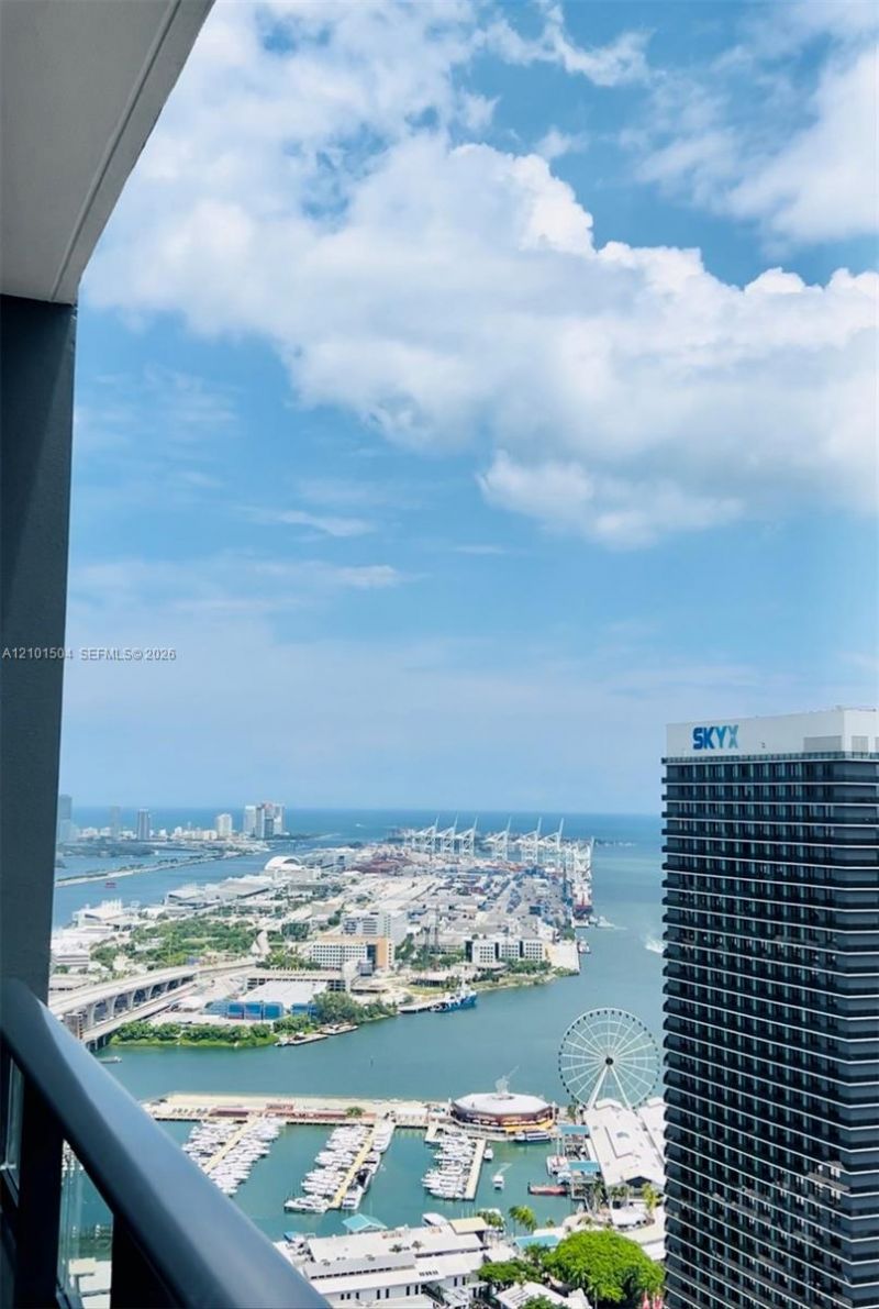 601 NE 1st Ave , Unit LPH 4814, Miami, FL 33132 Photo