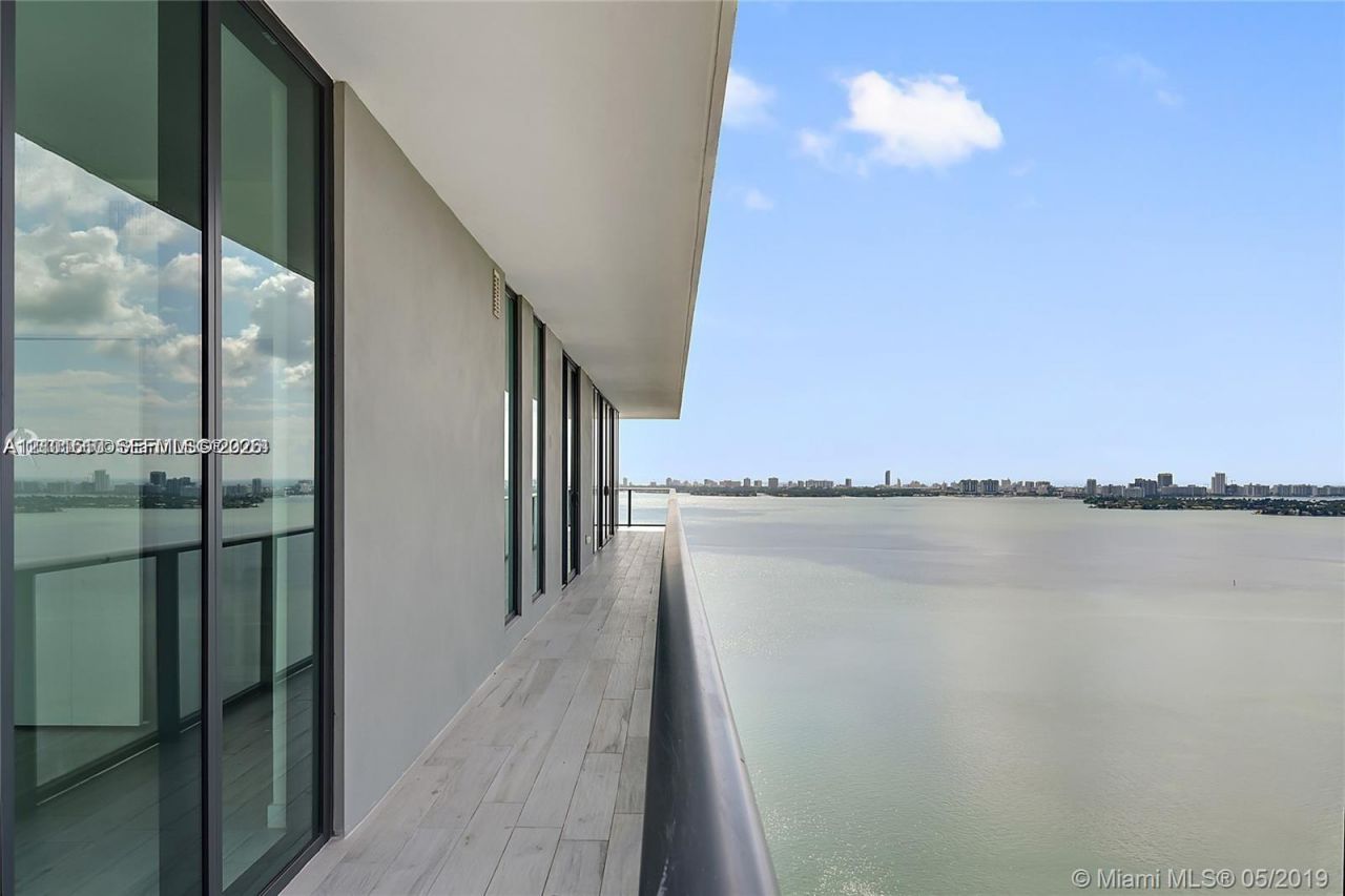 480 NE 31st St , Unit 3301, Miami, FL 33137 Photo
