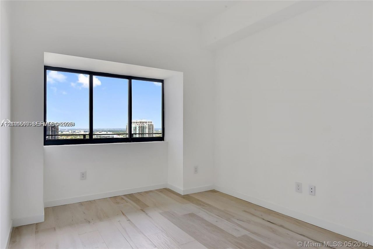 480 NE 31st St, Unit 3301, Miami, FL 33137 Photo