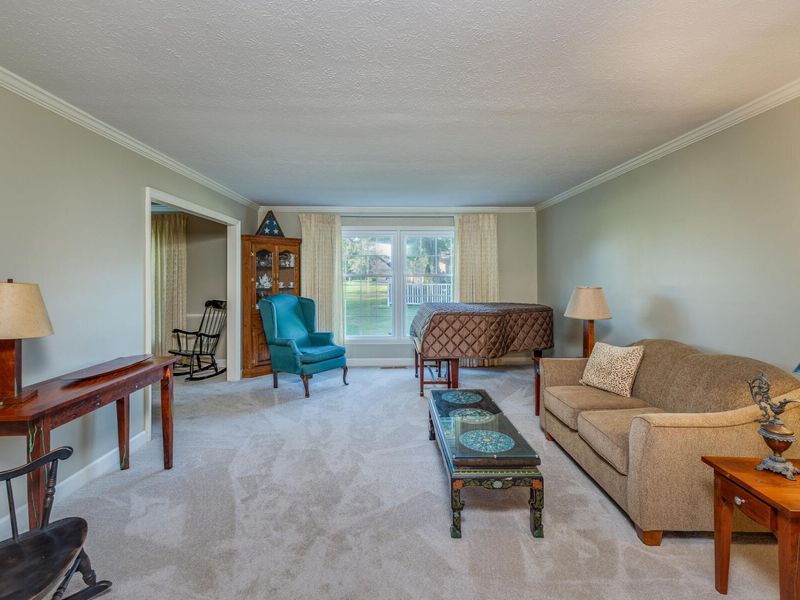 650 Oakwood Court, Troy, OH 45373 Photo 9