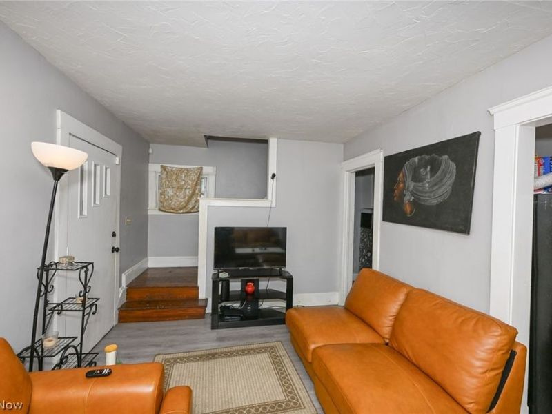 3641 Independence Road , Cleveland, OH 44105 Photo 11