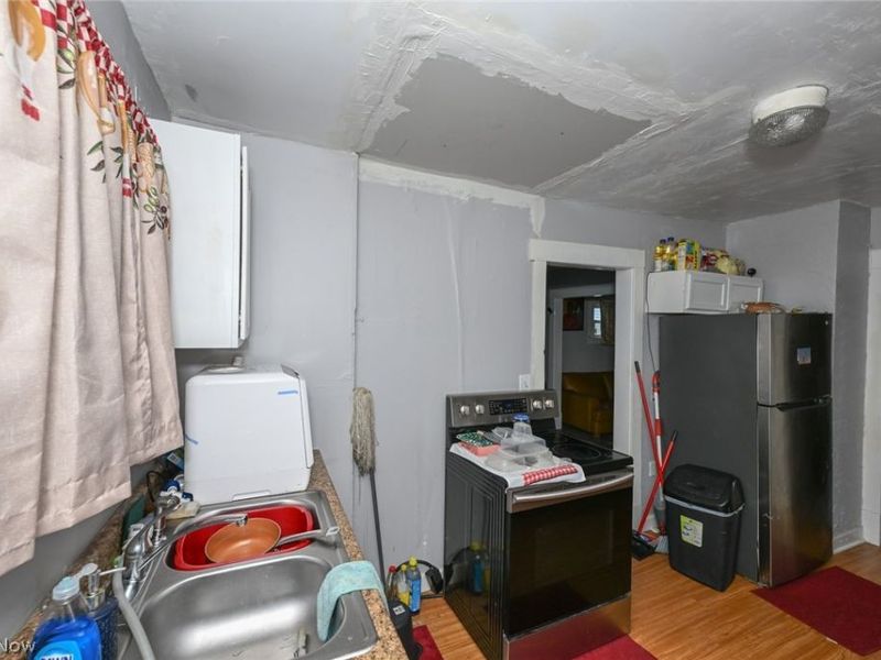 3641 Independence Road , Cleveland, OH 44105 Photo 20