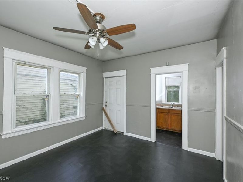 6153 Morton Avenue, Cleveland, OH 44127 Photo 13