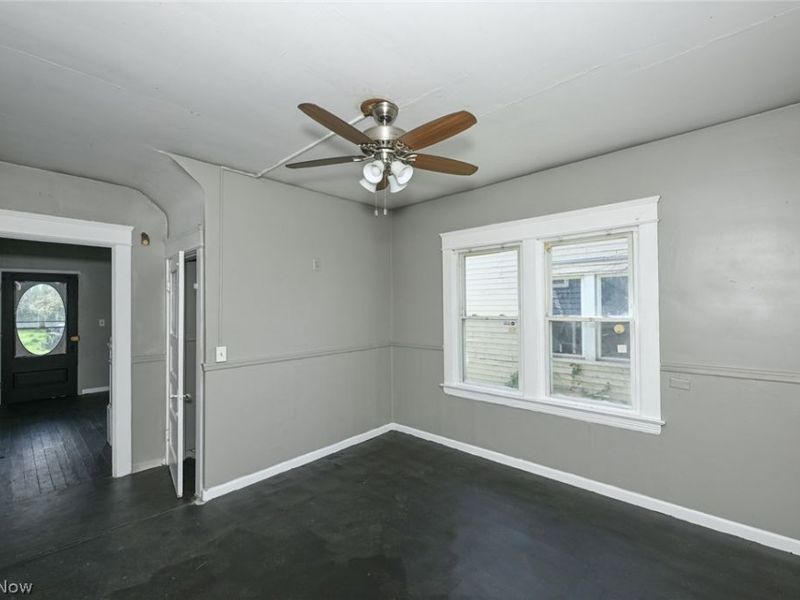 6153 Morton Avenue, Cleveland, OH 44127 Photo 16