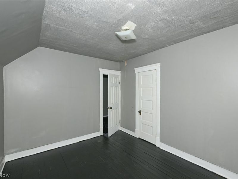 6153 Morton Avenue, Cleveland, OH 44127 Photo 32