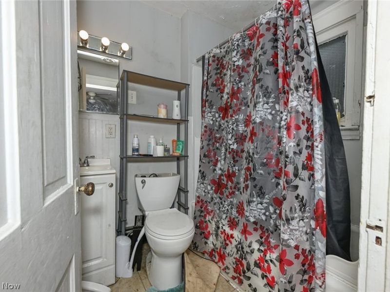 4140 W 36th Street, Cleveland, OH 44109 Photo 15