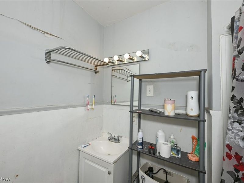 4140 W 36th Street, Cleveland, OH 44109 Photo 16