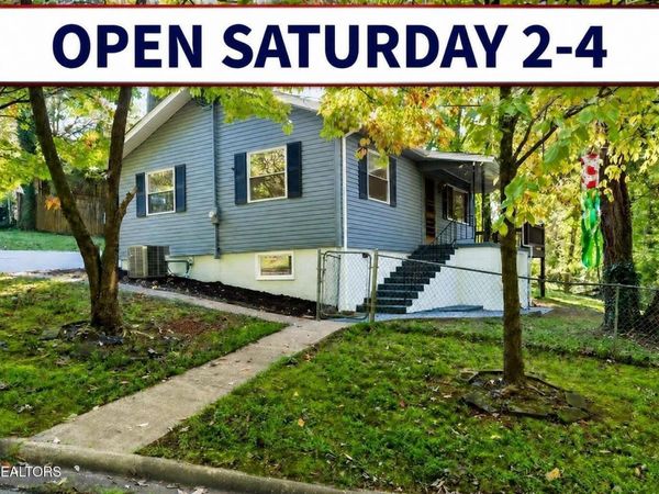 132 Taylor Rd, Oak Ridge, TN 37830