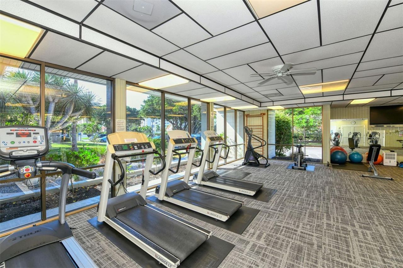 4380 Exeter Drive, Unit 101, Longboat Key, FL 34228 Photo