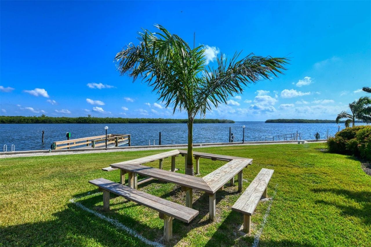 4380 Exeter Drive , Unit 101, Longboat Key, FL 34228 Photo