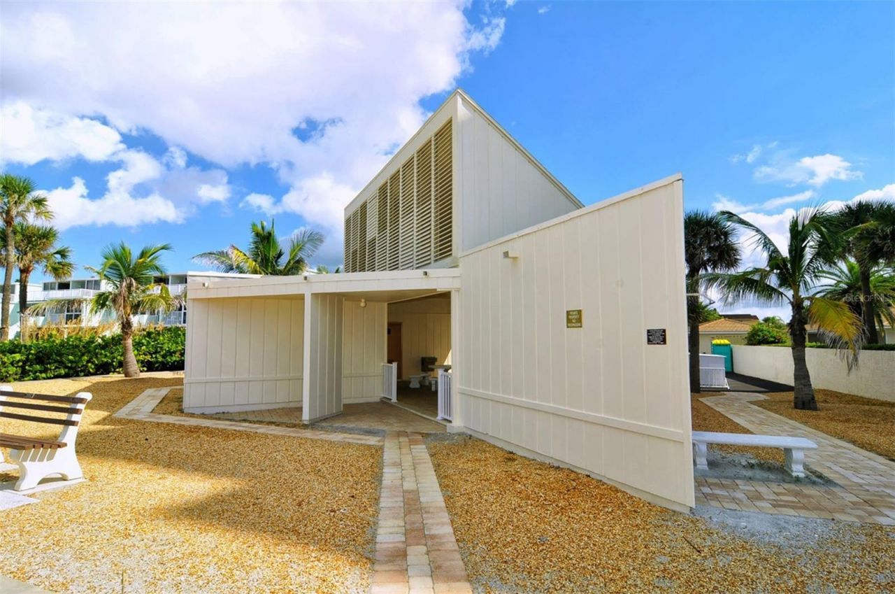 4380 Exeter Drive, Unit 101, Longboat Key, FL 34228 Photo